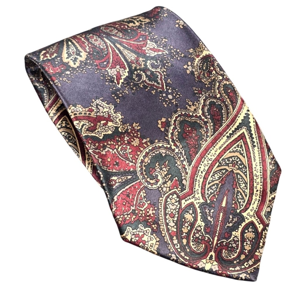 Vintage Izod Silk Paisley Tie Men's‎ Plum Burgundy Gold Classic Necktie